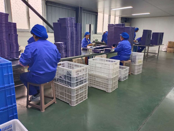 正規膏藥貼牌好還是自己手工熬制黑膏藥加工好?廠家干貨分享 正規膏藥貼牌好還是自己手工熬制黑膏藥加工好?廠家干貨分享